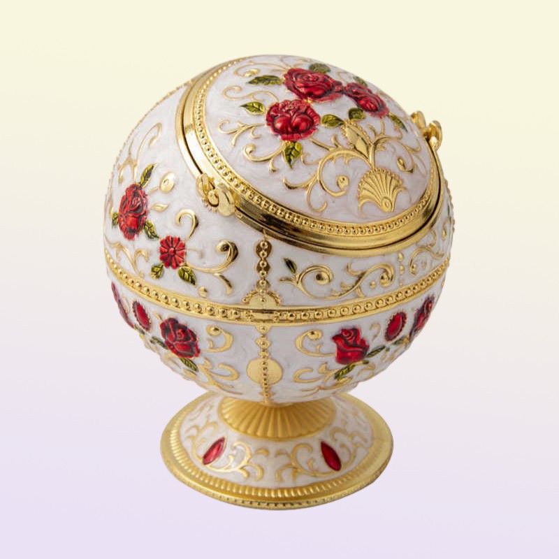 Scandinavian light luxury creative antiflying ash windproof ashtray personalized spherical with lid el home ashtray whole 4374262