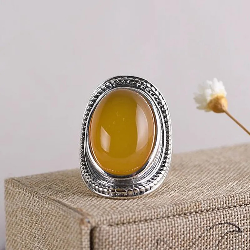 S925 Silver Jewelry Vintage Thai Silver Women's Silver Ring Temperament Plain Inlaid Oval Natural Yellowstone Ring 240103