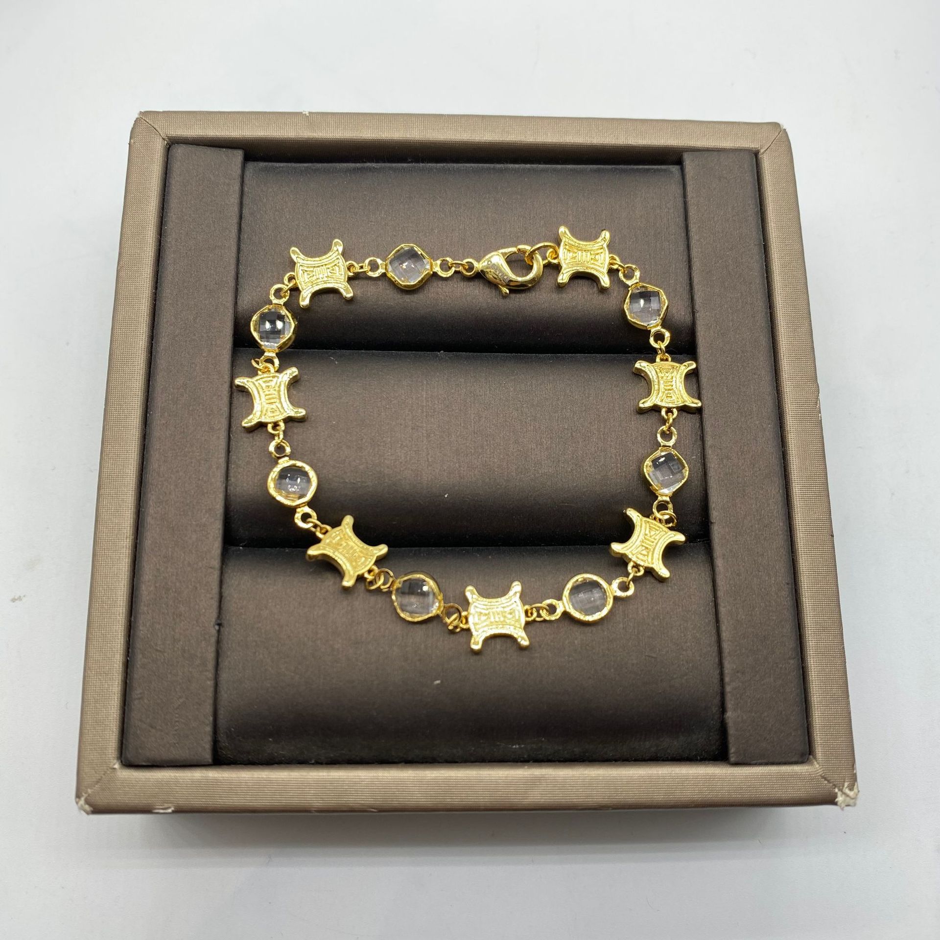 Simplicity Splicing rhinestone bracelet simple and elegant golden cool style necklace collarbone chain earrings For Women Jewelry Party Premium Gifts 