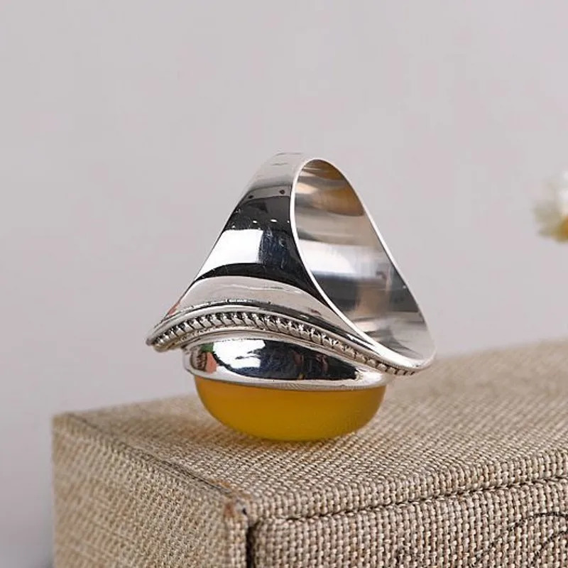S925 Silver Jewelry Vintage Thai Silver Women's Silver Ring Temperament Plain Inlaid Oval Natural Yellowstone Ring 240103