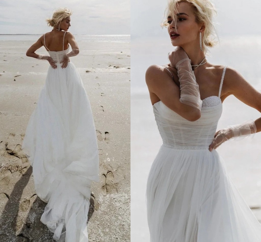 Sexy Boho Beach Wedding Dress 2025 Spaghetti Straps Beaded Pearls Silt Sweetheart A Line Women Bride Bridal Gowns Vestido De Novias Robe De Mariage