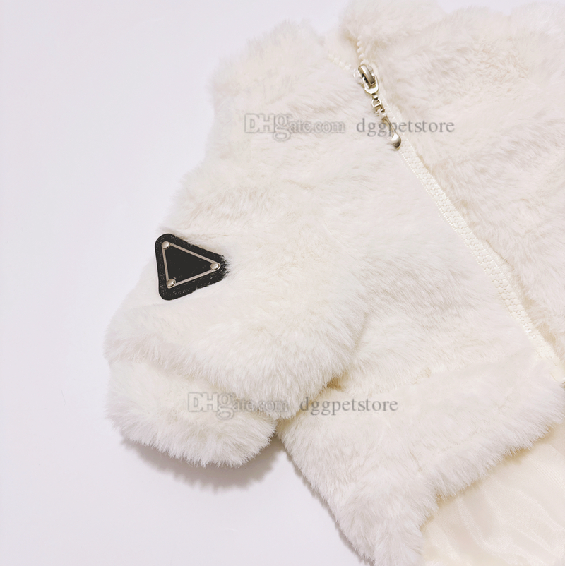 Designer Clothes Brand Apparel with Classic Triangle Metal Plaque urious Faux Fur Dog Coats Warm Soft Pet Jackets Winter Sweater for Small Medium Dogs