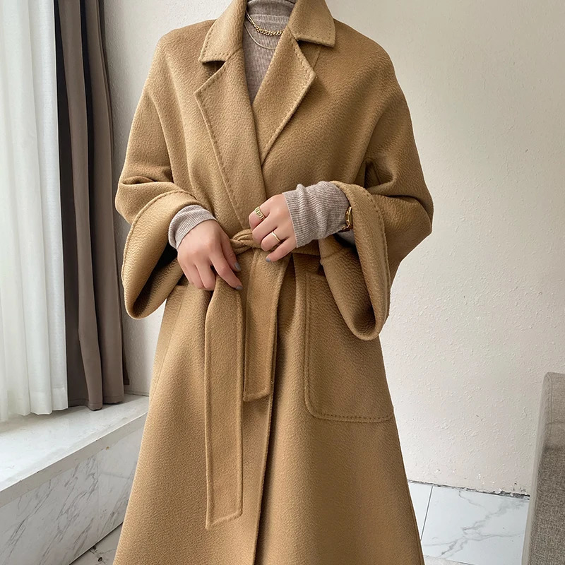 2023 AutumnWinter Water ripple doublesided Cashmere Coat Women's Mid length Suit Collar Loose Lace up Wool Women 240102