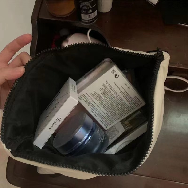 C Brand Cosmetic Bags For Girl Makeup Wash Bag Down Cotton Makeup Bag Travel Toiletry Kit For Women Black White Color Large Capacity Zipper Wallet Han
