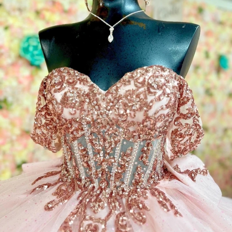 Blush Shiny Quinceanera Dresses With Rose Gold Applque Beads Sequin Vestidos De 15 Anos Off Shoulder Sweet 16 Dress 0431