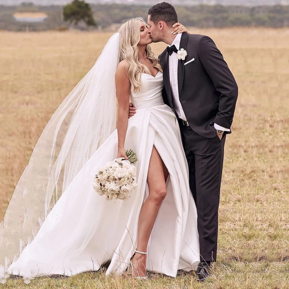 Simple Satin A Line Country Wedding Dress Side Split Pleats Sweetheart Neck Sleeveless Long Sexy Ivory White Bridal Gowns Court Train