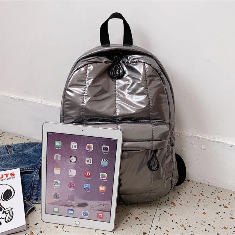 Bright Leather Check Bag Womens Fashion Simple Solid Color Backpack Leisure Largecapacity Student Backpacks 240103