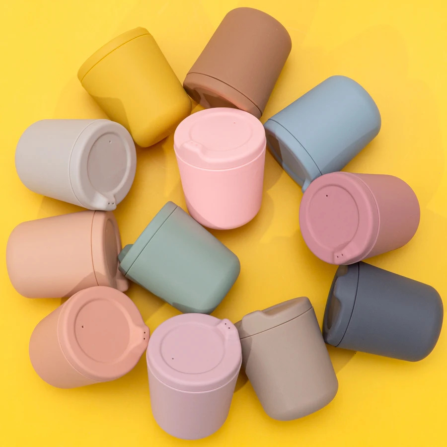 Arrival 1PCS Silicone Baby Drinking Cup Learn To Drink Water Leak-proof Cup born Water Bottles Baby Accessories 240104