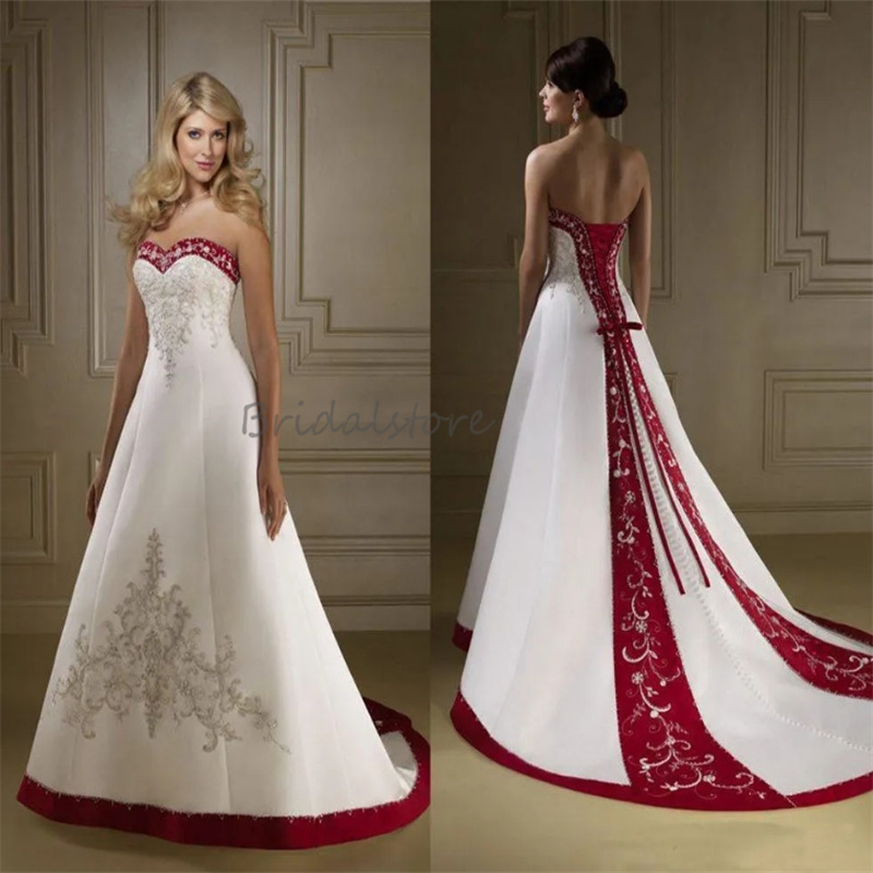 Vintage White And Red Gothic Wedding Dresses Embroidery Halloween Victorian Country Bridal Gowns Sweetheart Romantic Fantasy Medieval Aesthetic Beaded