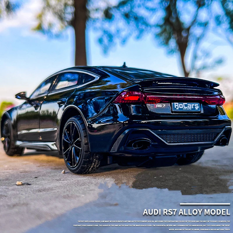 1 24 Audi RS7 Coupe Alloy Car Model Diecasts Metal Toy Sports Car Vehicles Model Simulation Sound Light Collection Kids Toy Gift 240103