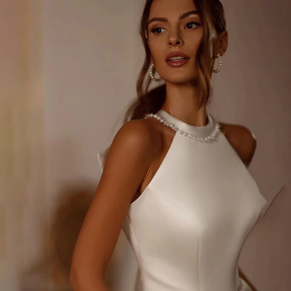 Simple A Line Beach Wedding Dress Pearls Beaded Halter Neck Bow Sexy Side Split Boho Bridal Gown With Pockets White Satin Long Summer Bride Dresses