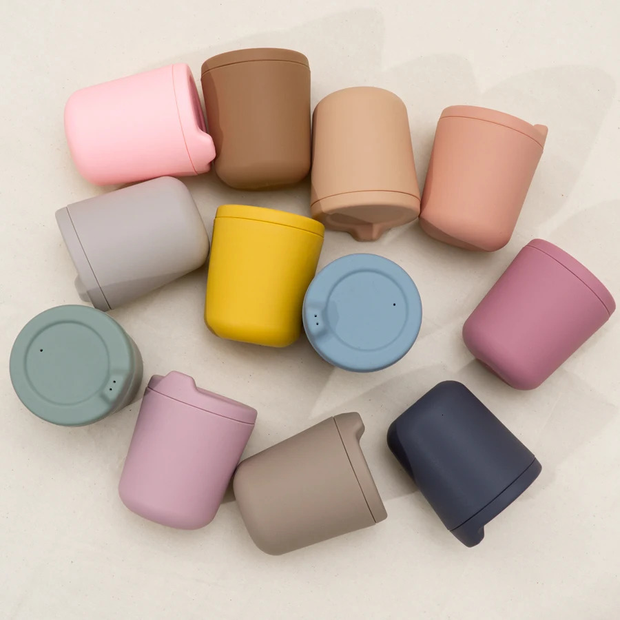 Arrival 1PCS Silicone Baby Drinking Cup Learn To Drink Water Leak-proof Cup born Water Bottles Baby Accessories 240104