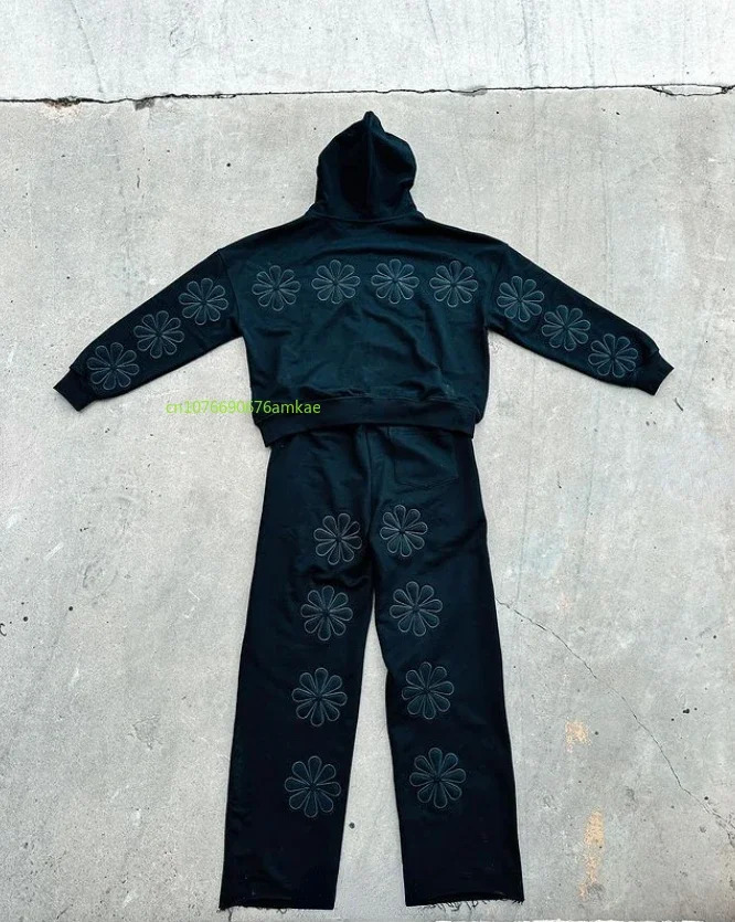 Cotton Suit Hoodie Pants Two Piece Men Women Ins Flower Embroidery Craft Loose Casual Street Style WinterCouple 240103