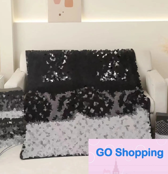 Wholesale Designer Blanket Black Grey Classic Letter Logo Blanket Office Rest Blanket Sofa Decoration Blanket 150 x 200cm