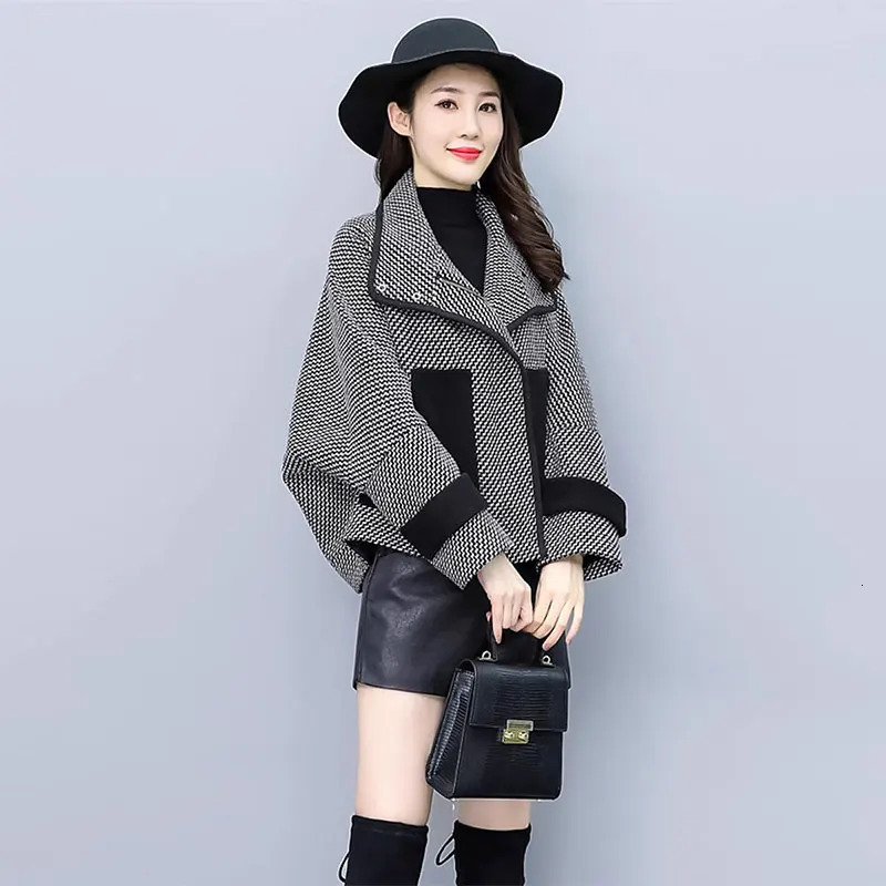 Fashion Trend Short Woolen Coat Women Winter Bat-Sleeve Suit Collar Thousand Bird Check All Match Woolen Coats female 231229