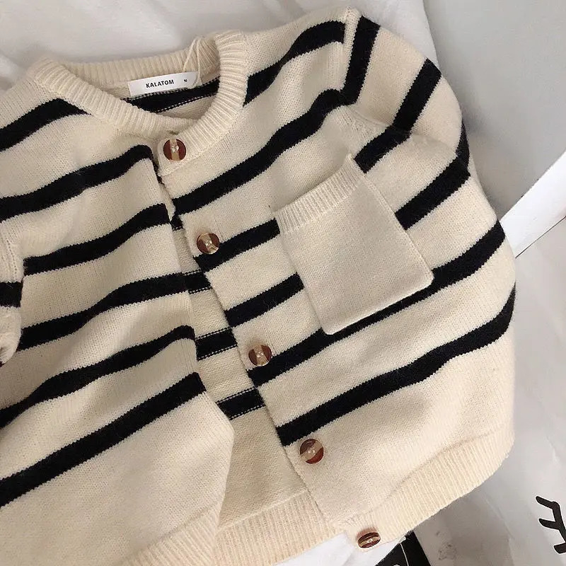 Cardigan for Girls Sweaters Children's Soft Knit Child Classic Striped Round Neck Sweatshirt Toddler Baby Clothes 2-7 Years 240103