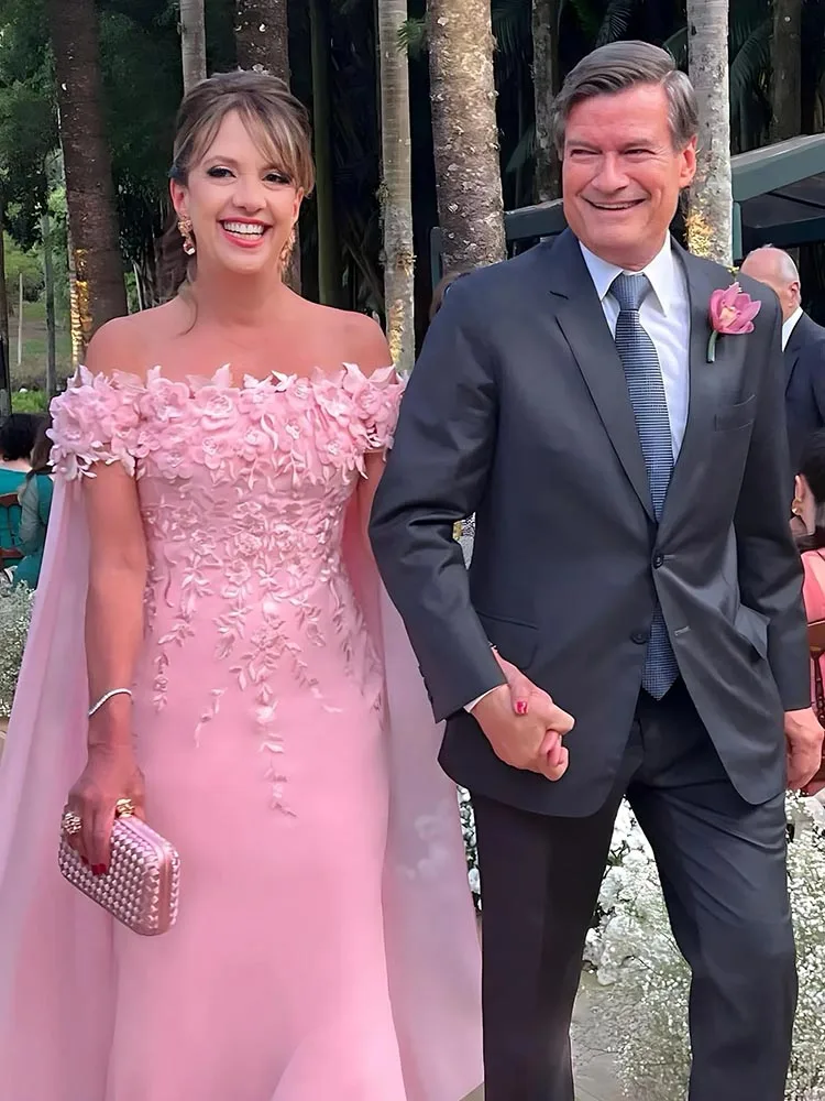 Elegant Pink Mother Of The Bride Dresses With 3D Floral Appliques Off The Shouder Long Wedding Guest Dress Custom Made Women Formal Occasion Gown Even