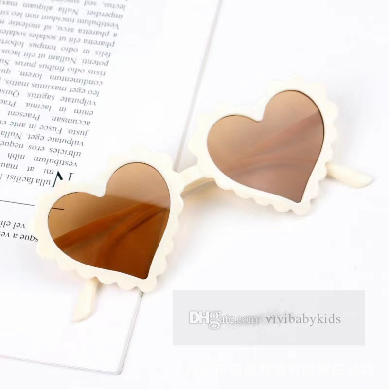 INS Kids love heart sunglasses girls candy color frame polarized sunglass goggles children UV 400 Protective beach glasses Z6517 Z260305