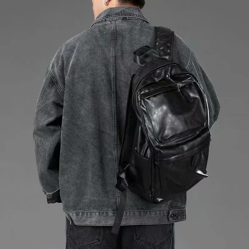 Men Denim Jacket Streetwear Hip Hop Men's Jean Jackets Male Casual Loose Outerwear Korean Version Loose Overalls Coat S-4XL 231229