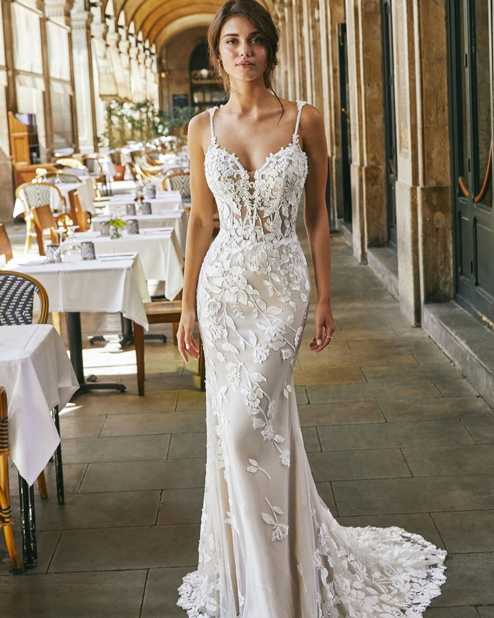 Wedding Dresses With Detachable Train Lace Embroidery Flower Bridal Gown Spaghetti Strap Backless vestido de novia