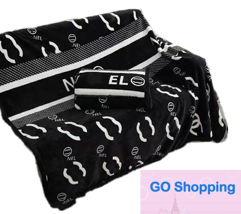 Luxury designer black blanket white letter logo warm blanket flannel office blanket room decoration blanket with gift box 150x200cm Wholesale