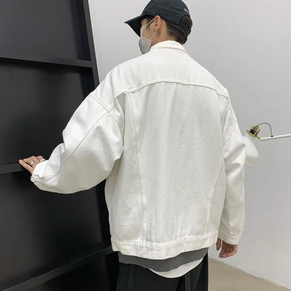 Men's Style Fashion Trend White Denim Jackets Loose Solid Color Coats Cowboy High-quality Outerwear Plus Size S-2XL 231229