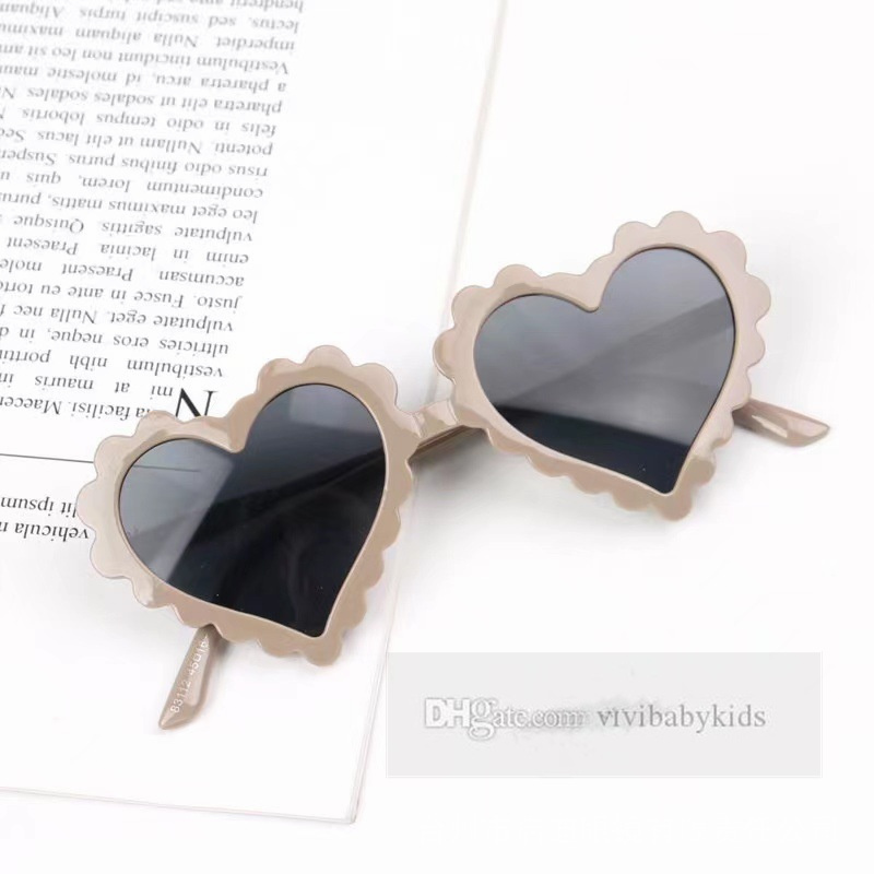 INS Kids love heart sunglasses girls candy color frame polarized sunglass goggles children UV 400 Protective beach glasses Z6517 Z260305