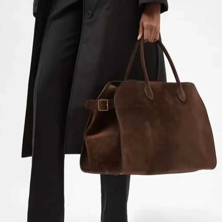 Luxury Evening Bags Margaux 15 Classic Style Cowhide Handbag Shoulder designer Bag Lcu The Large Capacity Tote Commuting row 230314