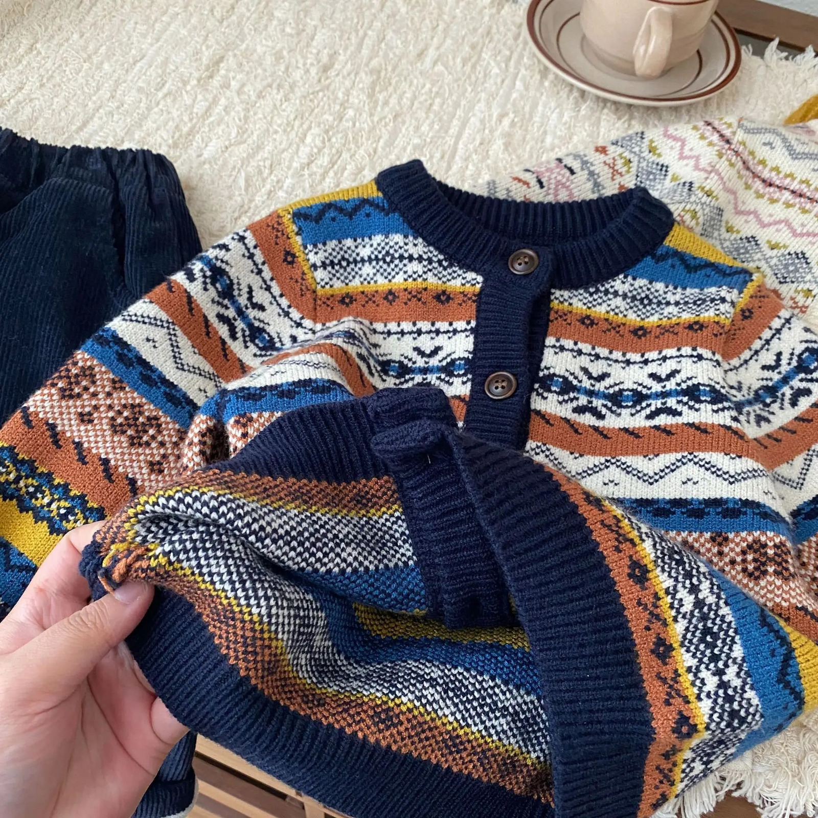 Autumn Winter England Style Fashion Boy Girl Children Striped Knitted Cardigan Long Sleeve Sweater Baby Thicken Warm Tops Coat 240103