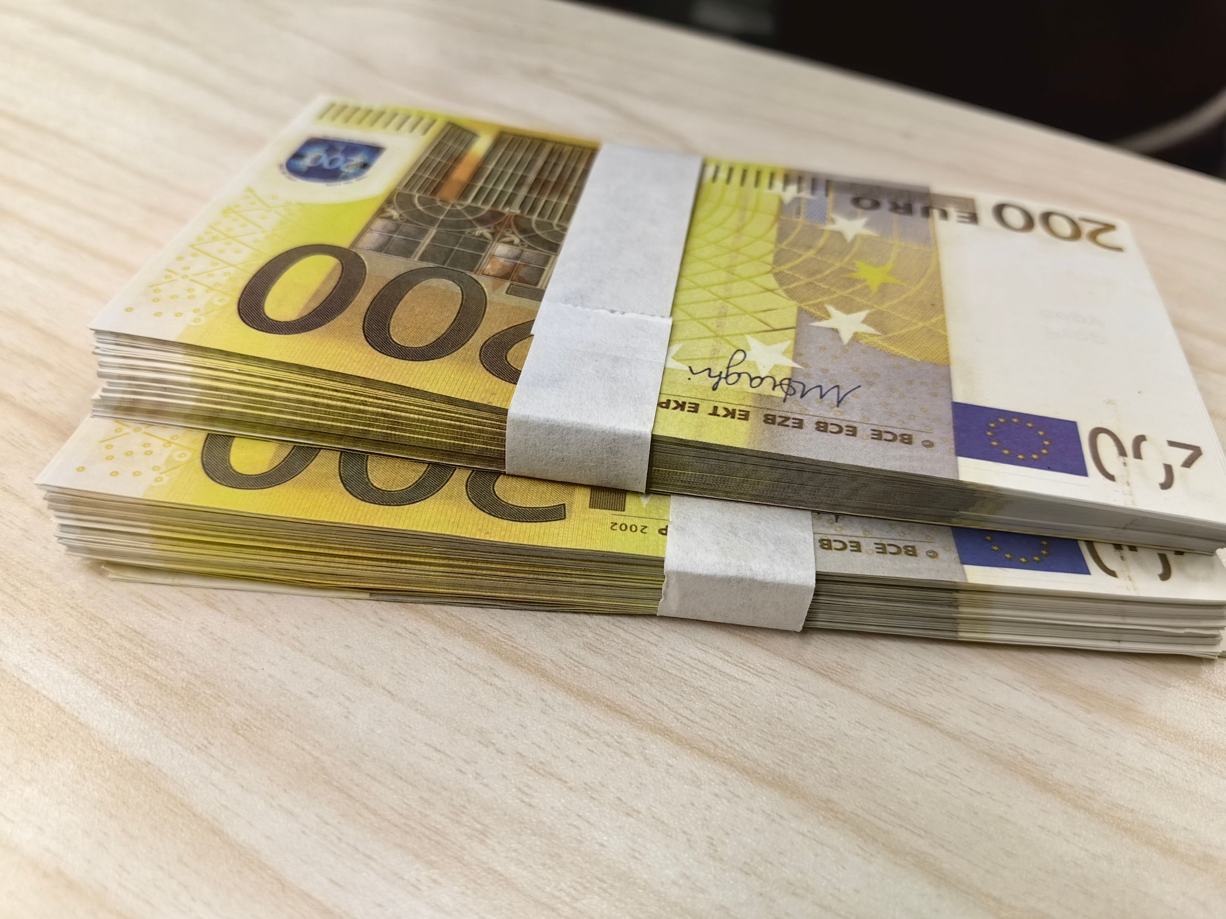 Copy Money Actual 1:2 Size Wholesale Entertainment Prank Simulation Props, Euro Hot Selling High-quality Cost-effective Items Copy
