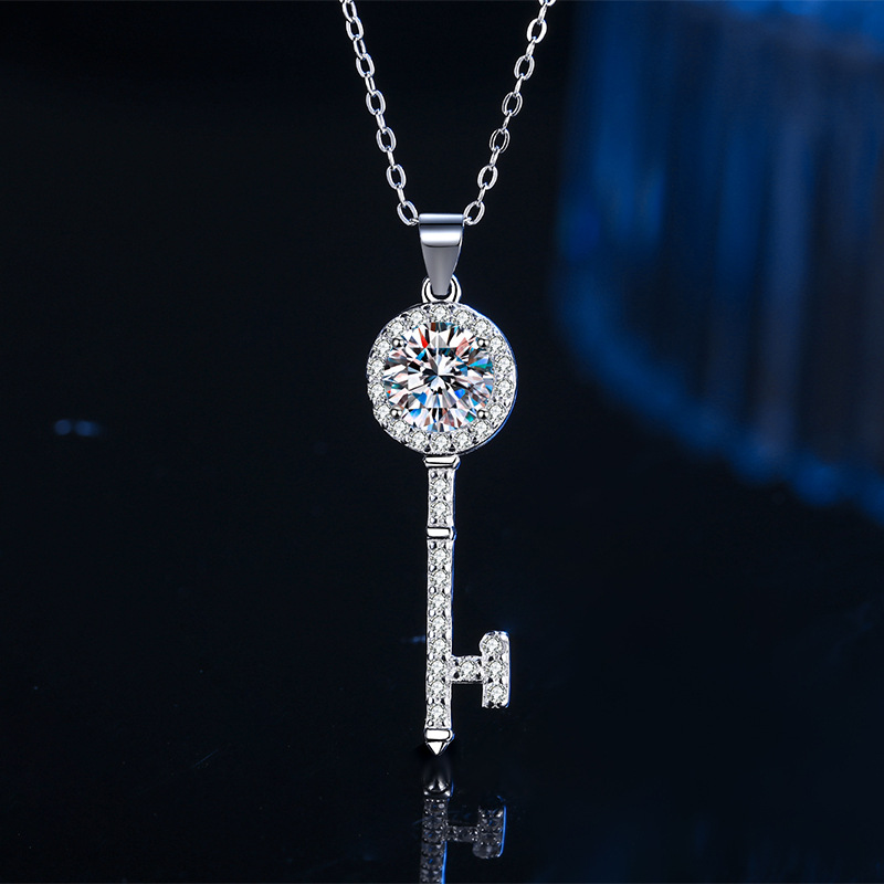 Round Diamond Mossanite Necklace 100% S925 Sterling Silver Heart Clover Choker Jewelry Luxury Iced Out Pendant Necklaces for Women Mom Mother Valentin