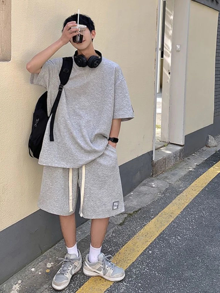 Summer Men's Tracksuit Waffle Fabric Breathable Casual T-Shirt and Shorts Fashion Half Sleeve Two Piece Set for Unisex 240106