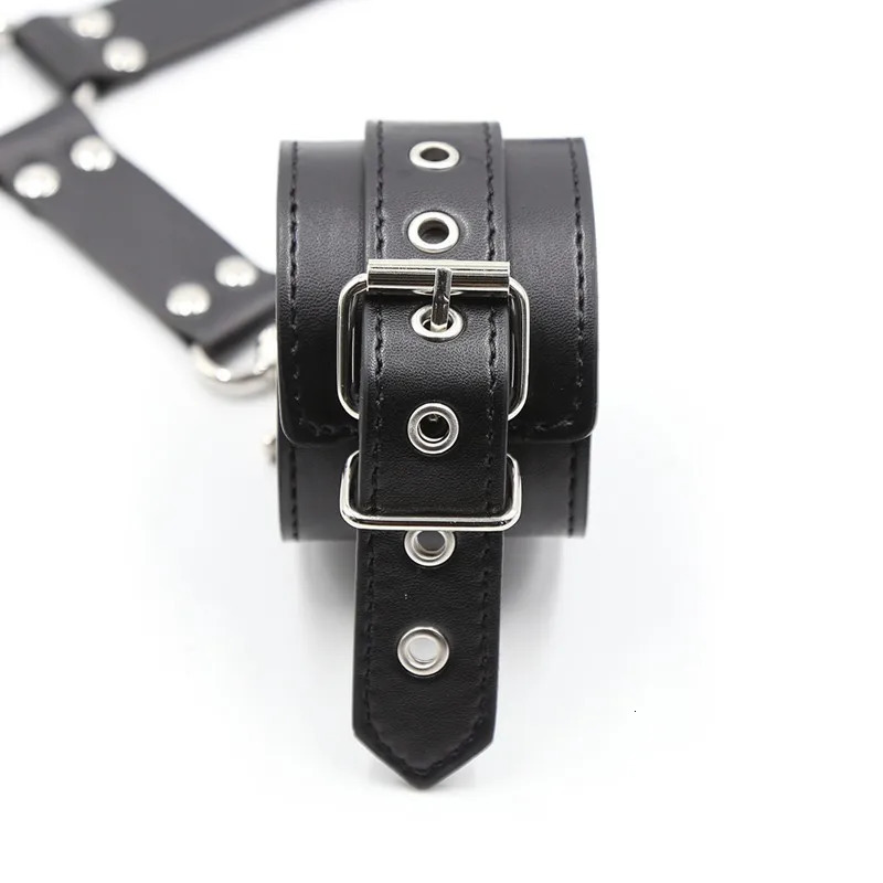 Leather Handcuffs BDSM Bondage Restraint Flirting Slave Exotic Accessories Toys For Couple Games Handcuff amp Ankle Cuffs Adult 240105