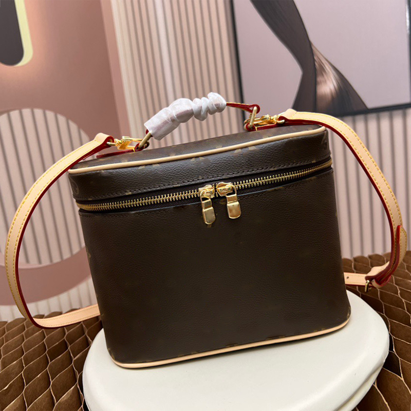 Large Capacity Skincare Fashion Pillow Makeup Portable Advanced Travel Make Up Boston Messenger Handbag Evening Bag