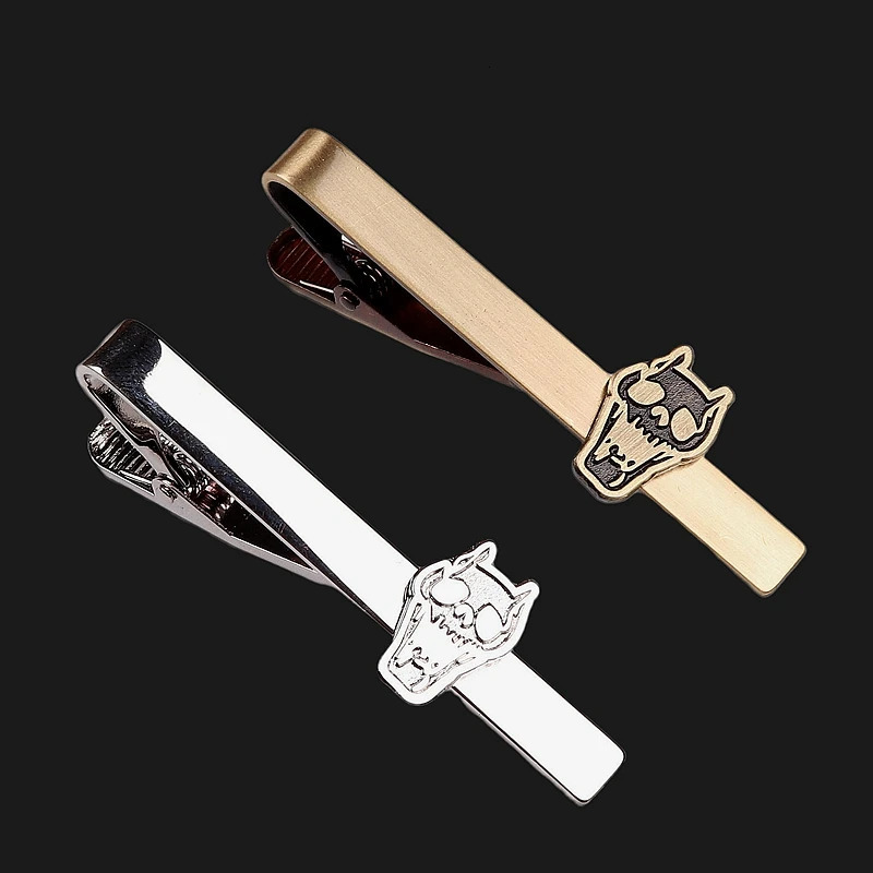 Anime JoJo's Bizarre Adventure Tie Clip Kira Yoshikage Cosplay Pin Men Fashion Necktie Skull Bar Props 240106bj