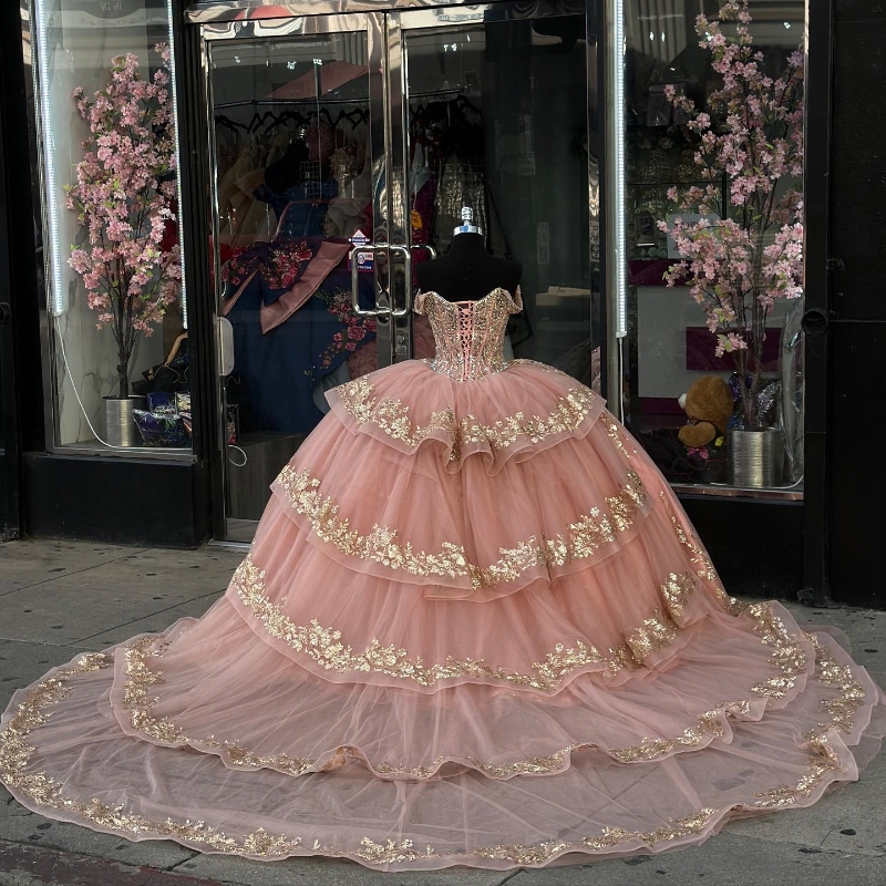 Princess Pink Puffy Quinceanera Dresses Off Shoulder Gold Applique Beads Tull Lace Up Corset Cathedral Train Vestido De Anos
