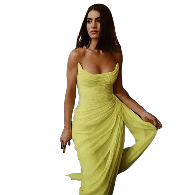 Sexy Pleats Mermaid Prom Dresses Strapless Slim Chiffon Special Occasion Gown With Peplum Light Yellow Sleeveless Long Evening Dress For Women D0330