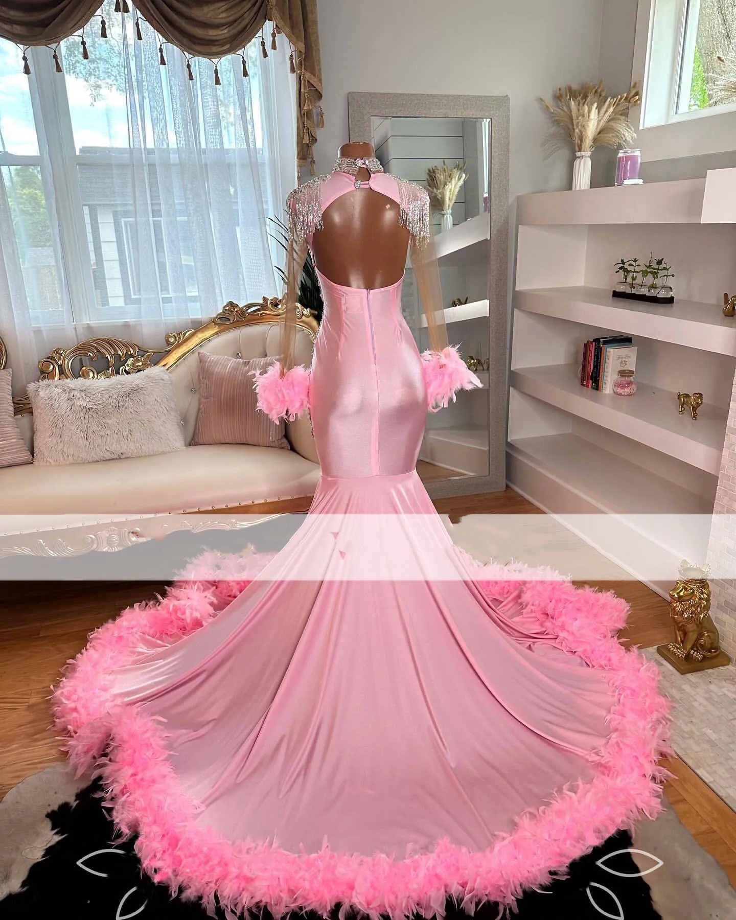 Pink Diamond Prom Dresses With Feathers Rhinestone Mermaid Evening Dress Long Sleeves Vestidos Graduacion Party Gowns