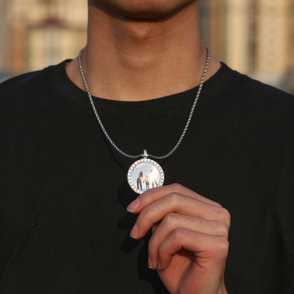 Custom Iced Out 35mm 3.4ct Moissanite Memory Pendants Necklace Hip Hop Custom Photo Locket Picture Pendant Charm Necklace