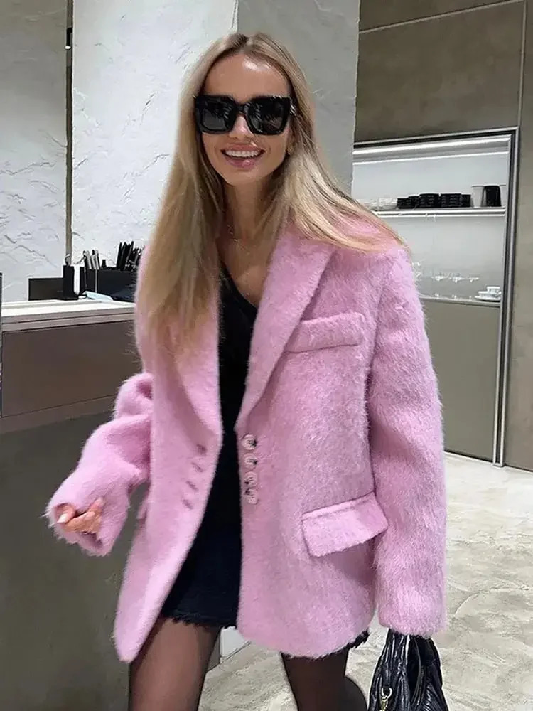Fashion Lapel Woolen Plush Pink Coats For Women Long Sleeves Single Breasted Jackets Autumn Winter Elegant Female Overcoat 240108