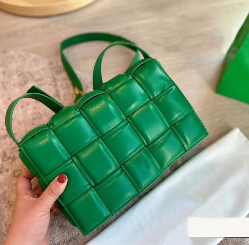 Luxurys Designers Bags Women Shoulder Bag Handbag Famous Brand 5A top Designed for Men and Womam Pillow Shape Many Colors cross body