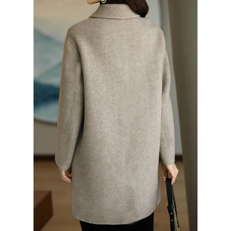 Womens long sleeved girl coat with smooth colors paired suit collar and double button for autumn novelty 240108