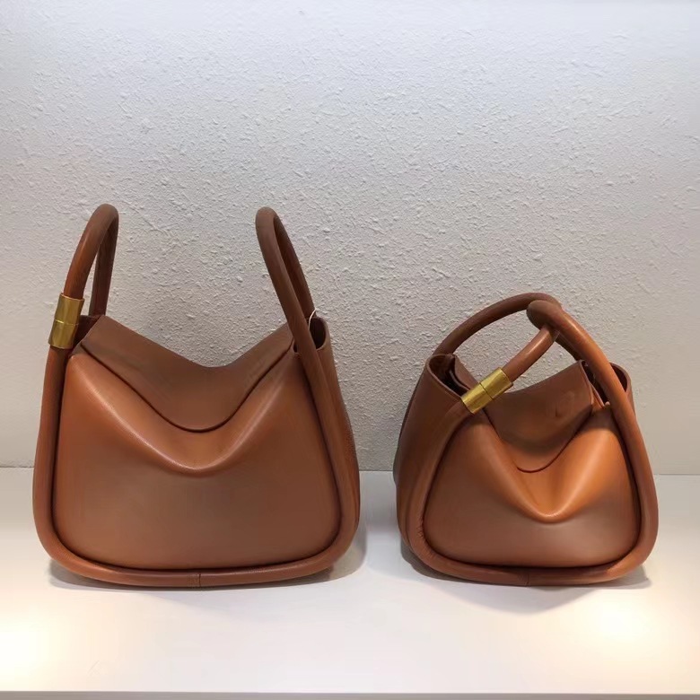 New Wonton Bag: Thai Top-Grain Cowhide, Vintage Genuine Leather, Handheld/Shoulder/Crossbody - Spacious, Multi-Color, Fashion-Forward Grey White Red C
