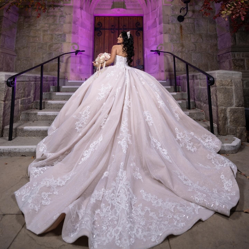 Light Pink Quinceanera Dresses Ball Gown For Sweet Girls Vestidos 15 De XV Anos Applique Lace Tull Off the Shoulder Birthday Prom Dress