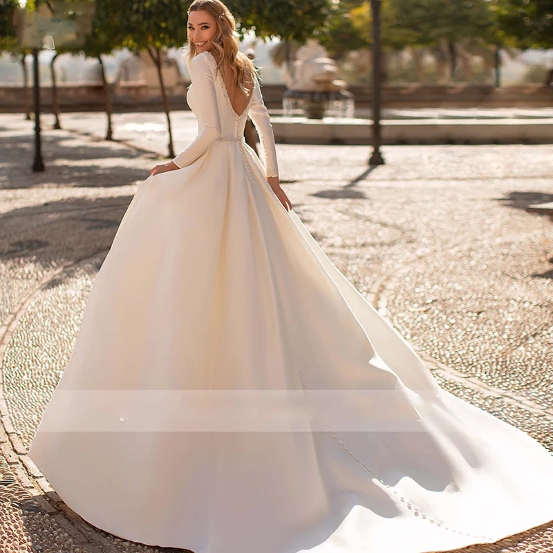 Elegant Long Sleeves Wedding Dress A Line Backles Satin Beading Bridal Gowns With Sweep Train Custom Made Covered Button Back Vestidos De Novia