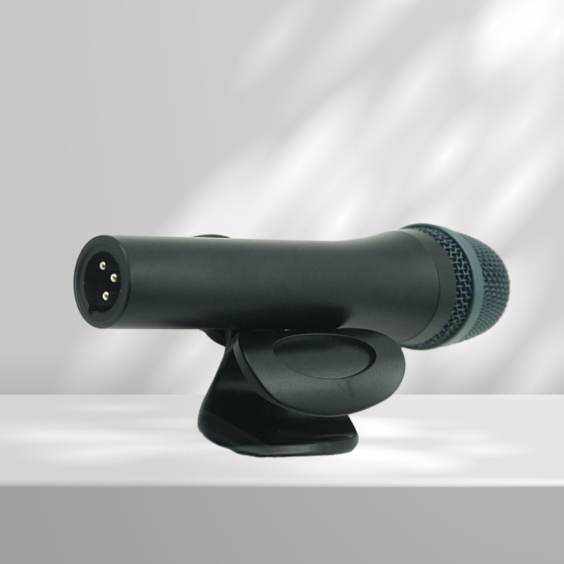 2pcsLots Grade A Quality Professional Wired Microphone E935 SuperCardioid 935 Dynamic Mic For Live Vocals Karaoke Performance