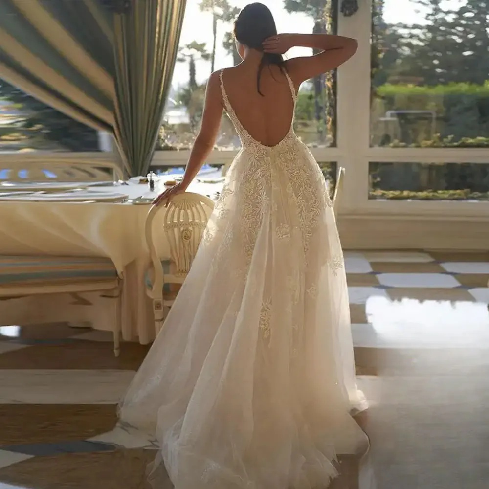 Spaghetti Strap V Neck Wedding Dresses For Women Backless Bridal Gowns A E Embroidered Lace Brides Dress Beach Robe De YD 0219