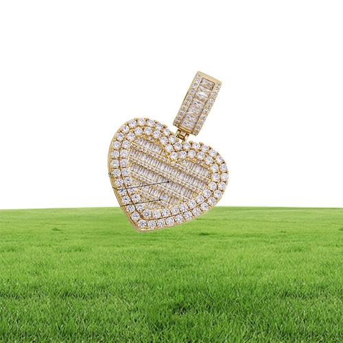Designer Heart Necklace Mens Hip Hop Jewelry Iced Out Pendant Diamond Clamshell Po Frame Pendants Luxury Charms Bling Gold Silver