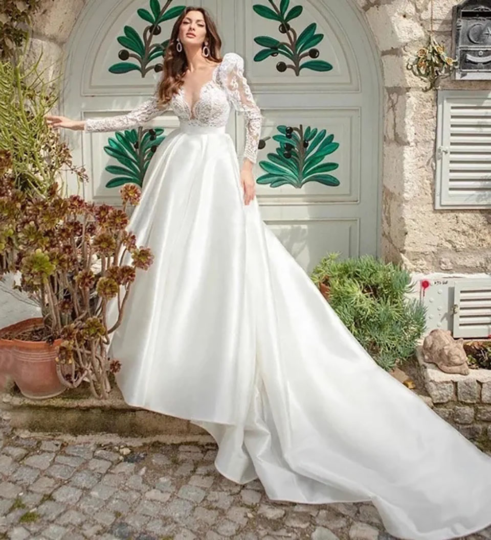 White Wedding Dresses Ivory Bridal Gowns A Line Floor-Length Applique Custom Zipper Lace Up Plus Size New Sweetheart Satin Beaded Long Sleeve Button