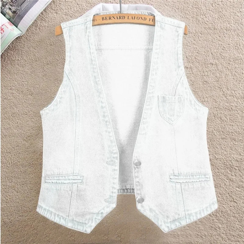 Fashion Denim Vest Female Streetwear V Neck Women Summer Large Size Waistcoat Jeans Tops Sleevless Jacket Chaleco Mujer 6XL 240109